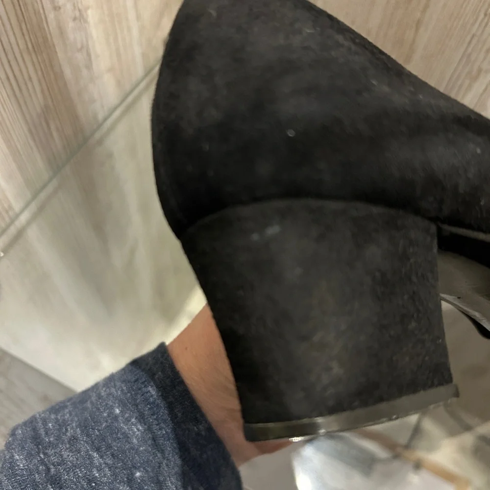 Bruno Magli Italy Vintage Women’s Black Suede Cap Toe Block Heel Pumps 8.5